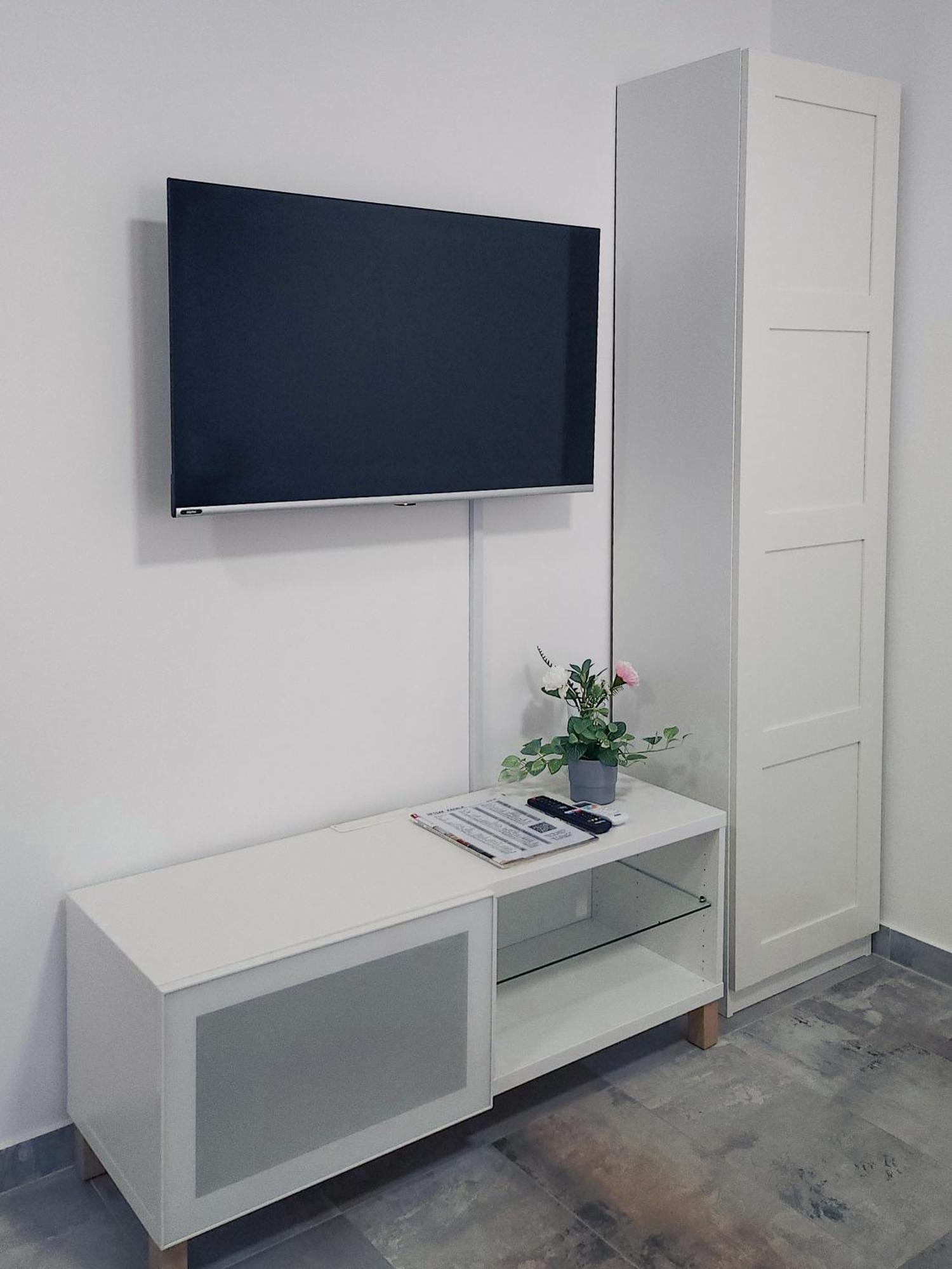 Oota Soko With Parking Garage Apartman Kragujevac Kültér fotó