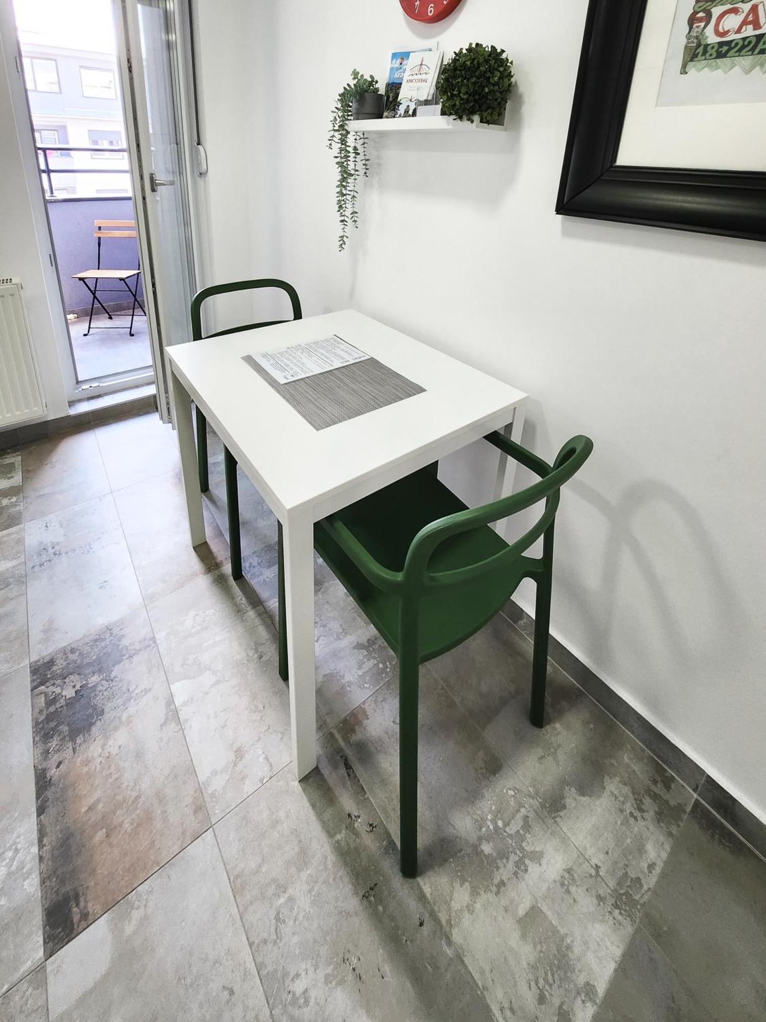 Oota Soko With Parking Garage Apartman Kragujevac Kültér fotó
